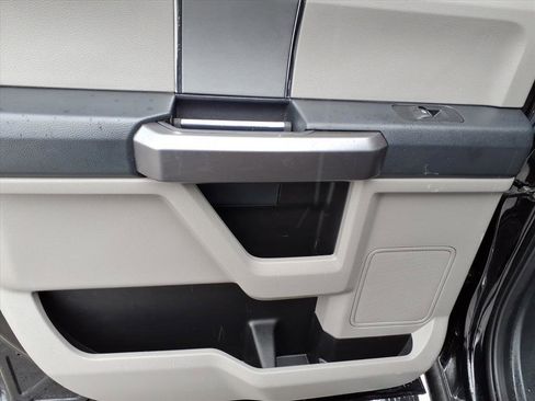 Used 2022 Ford F250 XLT w/ XLT Premium Package image 33