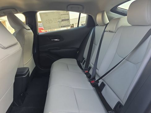New 2027 Toyota Prius XLE FWD image 10