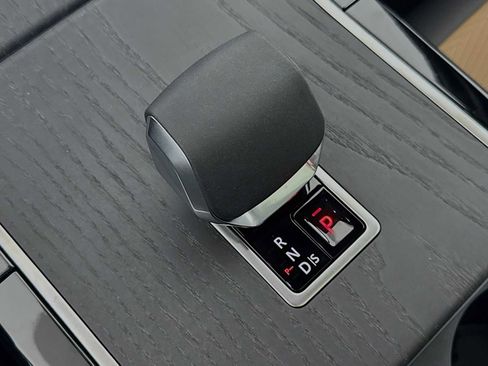 New 2026 Land Rover Range Rover Velar Autobiography image 14