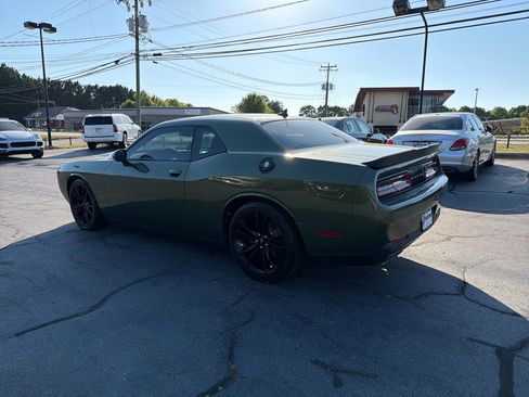 Used 2018 Dodge Challenger R/T Plus RWD image 4