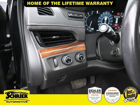 Used 2020 Cadillac Escalade Premium Luxury image 14