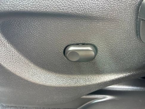 Used 2015 Chevrolet Trax LS FWD image 16