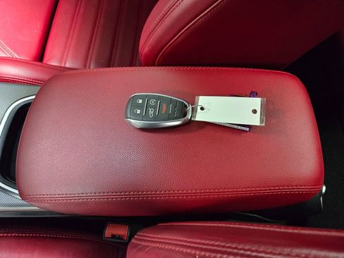 Used 2022 Alfa Romeo Stelvio Veloce image 32