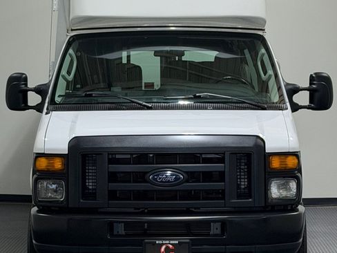 Used 2013 Ford E-350 and Econoline 350 Extended Super Duty RWD image 3