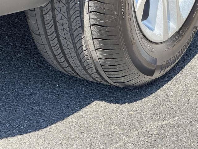Used 2026 Buick Envista Preferred w/ Advanced Safety Package FWD image 11