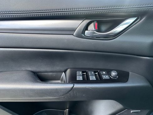 Used 2020 MAZDA CX-5 Touring image 11