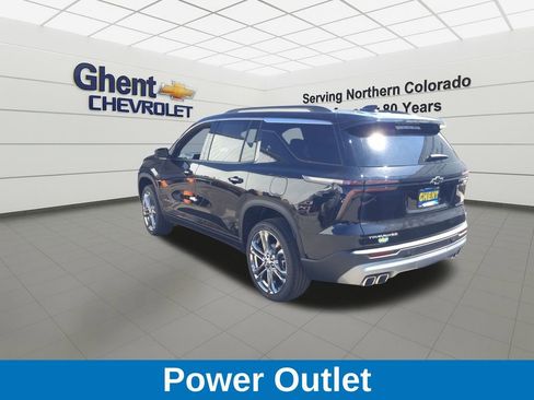 New 2025 Chevrolet Traverse LT w/ Enhanced Driving Package image 7