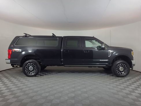 Used 2019 Ford F250 Lariat w/ Lariat Ultimate Package image 2