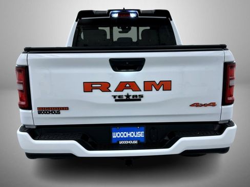 Certified 2025 RAM 1500 Big Horn AWD/4WD image 6