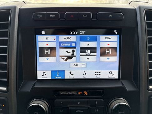 Used 2018 Ford F150 Raptor w/ Equipment Group 802A Luxury image 21