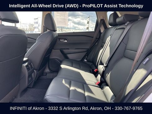 Used 2026 Nissan Rogue SV w/ SV Premium Package image 37