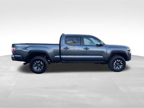 Used 2023 Toyota Tacoma TRD Off-Road w/ Black Out Package (TMS) AWD/4WD image 6