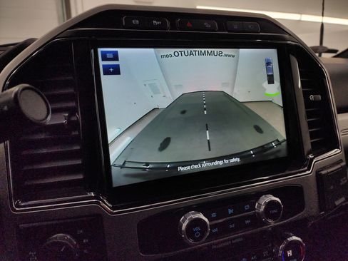 Used 2022 Ford F250 Lariat w/ Tremor Off-Road Package image 19