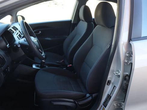 Used 2012 Kia Rio LX image 23