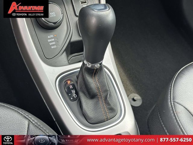 Used 2021 Jeep Compass Latitude AWD/4WD image 35