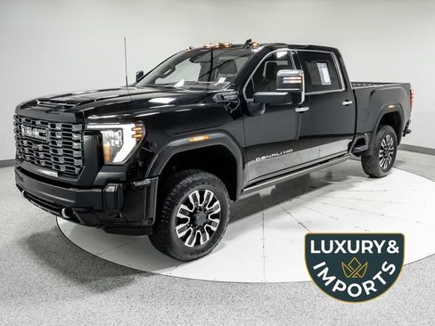Used 2026 GMC Sierra 2500 Denali Ultimate AWD/4WD image 1