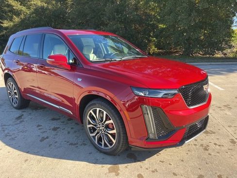 New 2025 Cadillac XT6 Sport w/ LPO, Floor Liner Package image 11