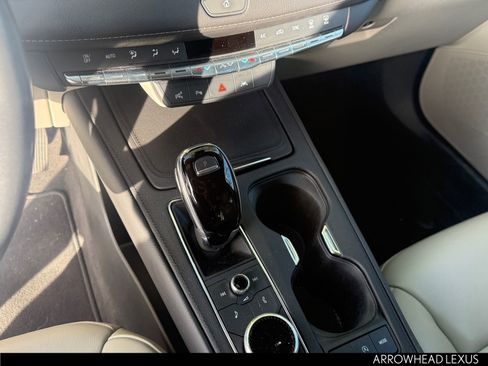 Used 2022 Cadillac XT4 Premium Luxury w/ Enhanced Visibility Package image 11