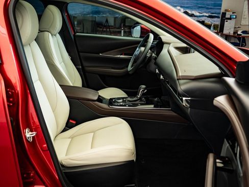 Used 2025 MAZDA CX-30 AWD 2.5 S w/ Premium Package image 21