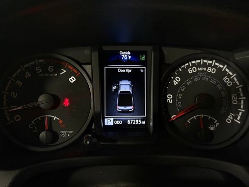 Used 2023 Toyota Tacoma SR RWD image 14