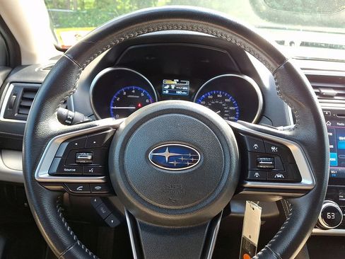 Used 2019 Subaru Outback 2.5i Premium w/ Popular Package #2 AWD/4WD image 19