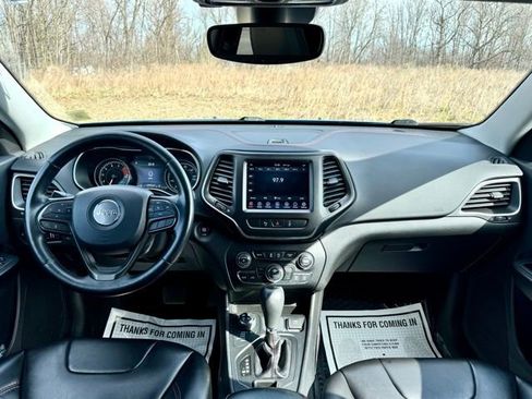 Used 2021 Jeep Cherokee Trailhawk w/ Comfort/Convenience Group AWD/4WD image 20