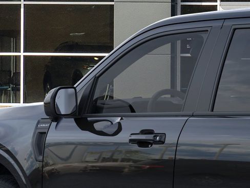 New 2026 Ford Maverick Lariat w/ Black Appearance Package image 21