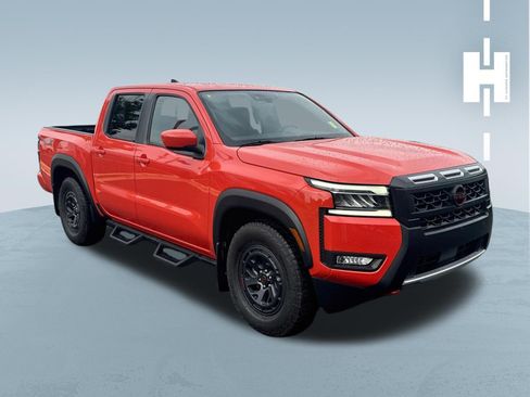 Used 2025 Nissan Frontier Pro-X RWD image 1