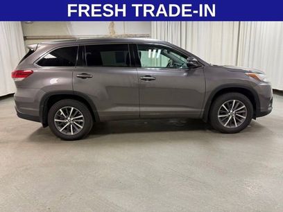 Used 2017 Toyota Highlander XLE