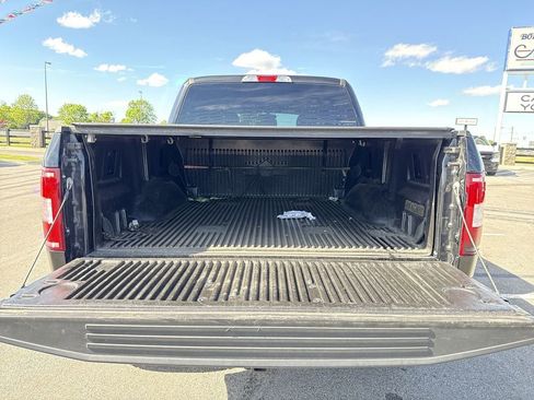 Used 2018 Ford F150 XLT AWD/4WD image 17