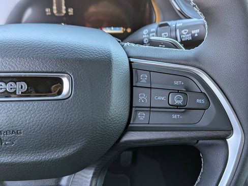 New 2026 Jeep Grand Cherokee Limited w/ Limited Altitude Package image 21