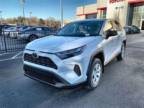 New 2025 Toyota RAV4 LE image 4