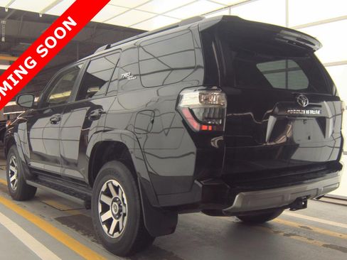 Used 2023 Toyota 4Runner TRD Off-Road AWD/4WD image 3