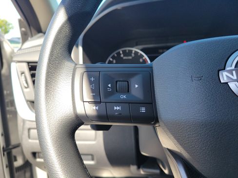 Certified 2025 Nissan Rogue S FWD image 20