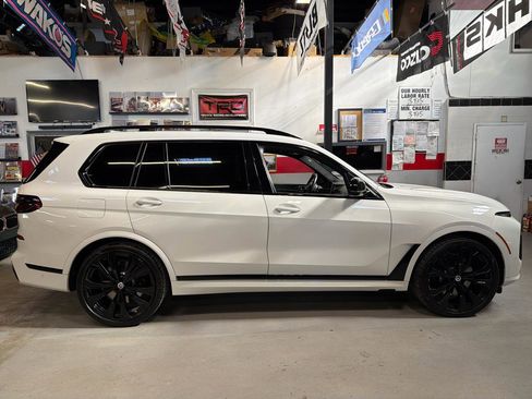 Used 2023 BMW X7 M60i w/ Executive Package image 4