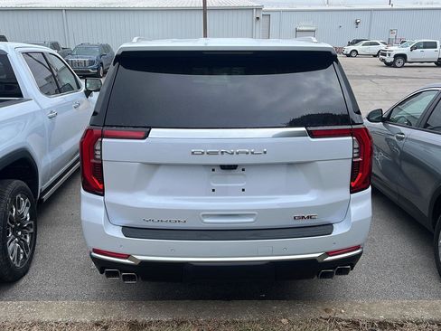New 2026 GMC Yukon XL Denali image 3