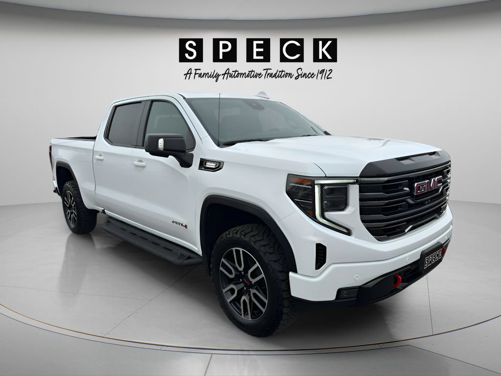 Used 2025 GMC Sierra 1500 AT4 w/ AT4 Premium Package AWD/4WD image 7