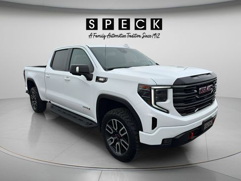 Used 2025 GMC Sierra 1500 AT4 w/ AT4 Premium Package AWD/4WD image 7