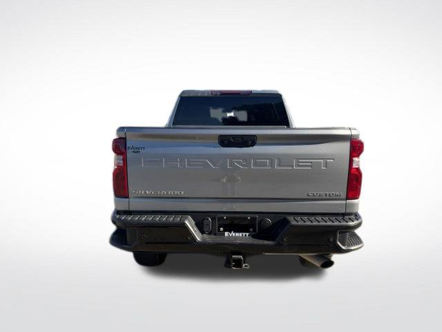 Used 2025 Chevrolet Silverado 2500 Custom w/ Custom Value Package AWD/4WD image 8