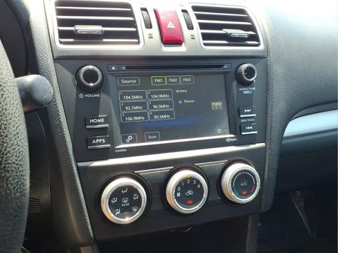 Used 2015 Subaru Impreza 2.0i AWD/4WD image 19