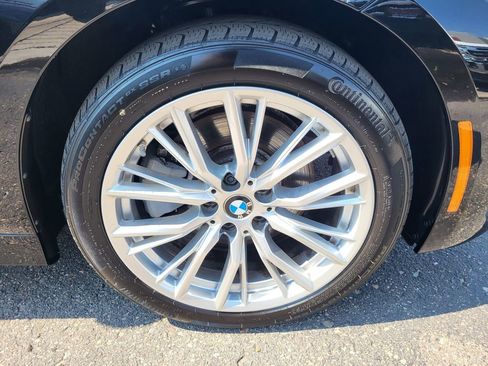 Used 2023 BMW 330i xDrive Sedan w/ Driving Assistance Package image 23