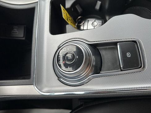 Certified 2022 Ford Edge SEL w/ Convenience Package image 17