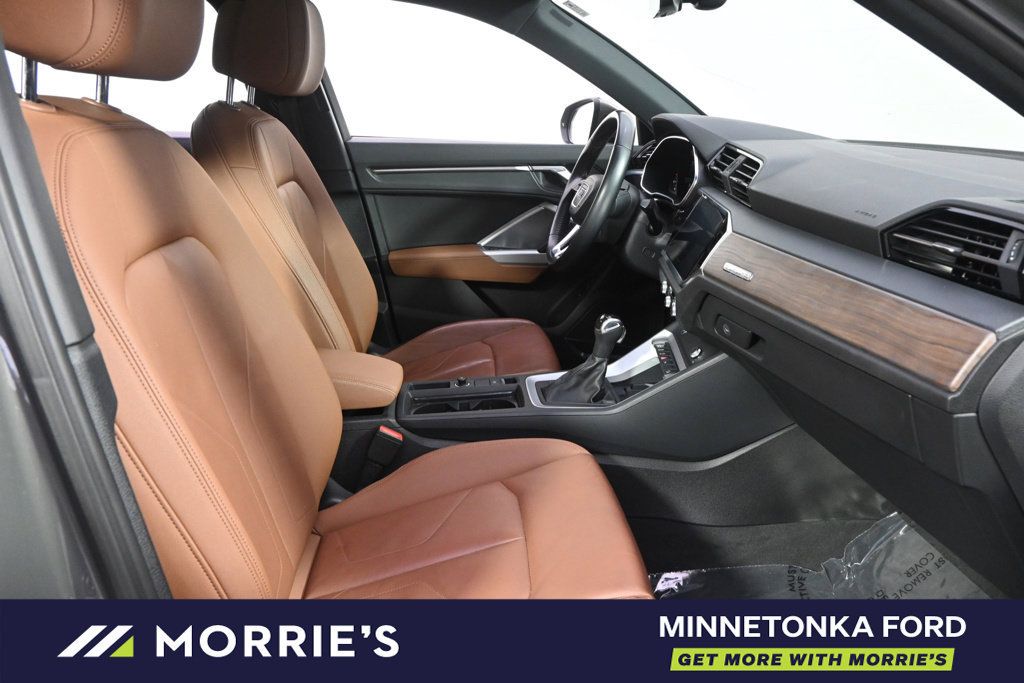 Used 2020 Audi Q3 2.0T Premium Plus w/ Premium Plus Package AWD/4WD image 16