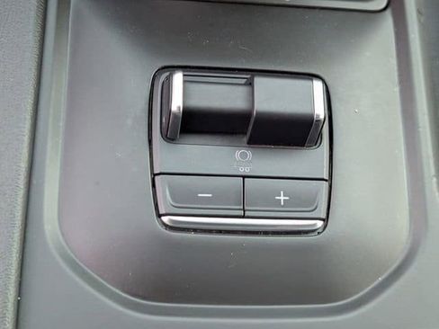 Certified 2023 GMC Sierra 1500 Denali image 18