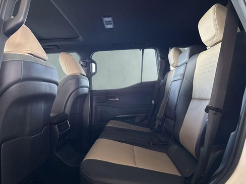 Certified 2024 Lexus GX 550 image 10