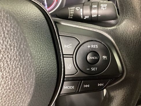 Used 2024 Toyota RAV4 XLE AWD/4WD image 22