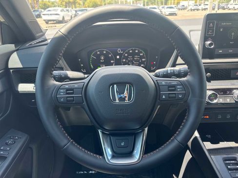 Used 2026 Honda CR-V TrailSport image 10