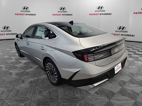 New 2026 Hyundai Sonata SEL FWD image 11