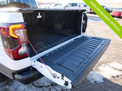 Used 2025 Ford Ranger Lariat w/ FX4 Off-Road Package image 10