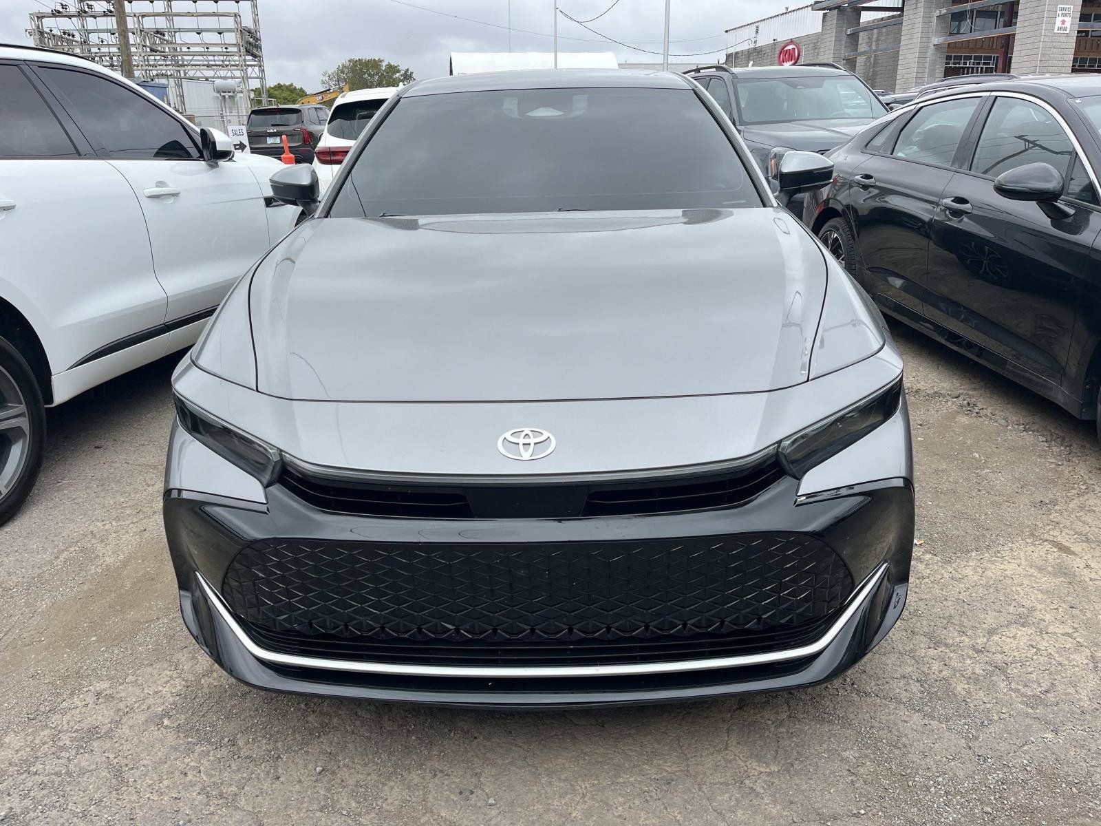 Used 2024 Toyota Crown AWD/4WD image 2